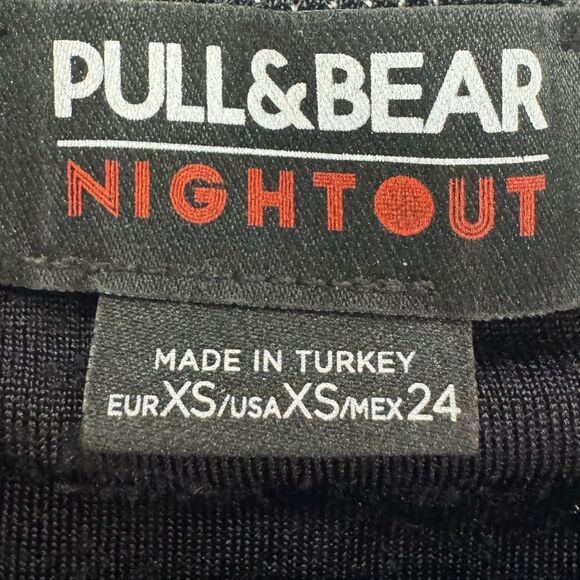 Pull & Bear sparkly mini skirt - Picture 4 of 6